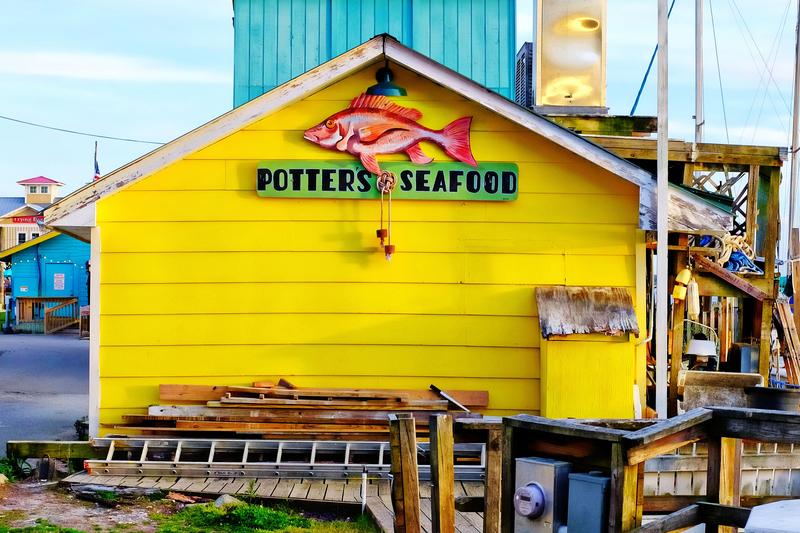 Potter's Seafood Side View